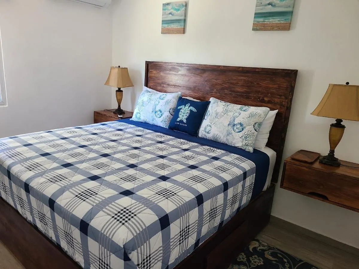 Cozy 2 Bedroom Apartment 7 Minutes Walk To Beach. Πούντα Κάνα